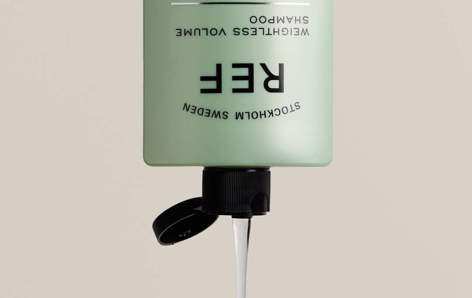 REF Weightless Volume Shampoo